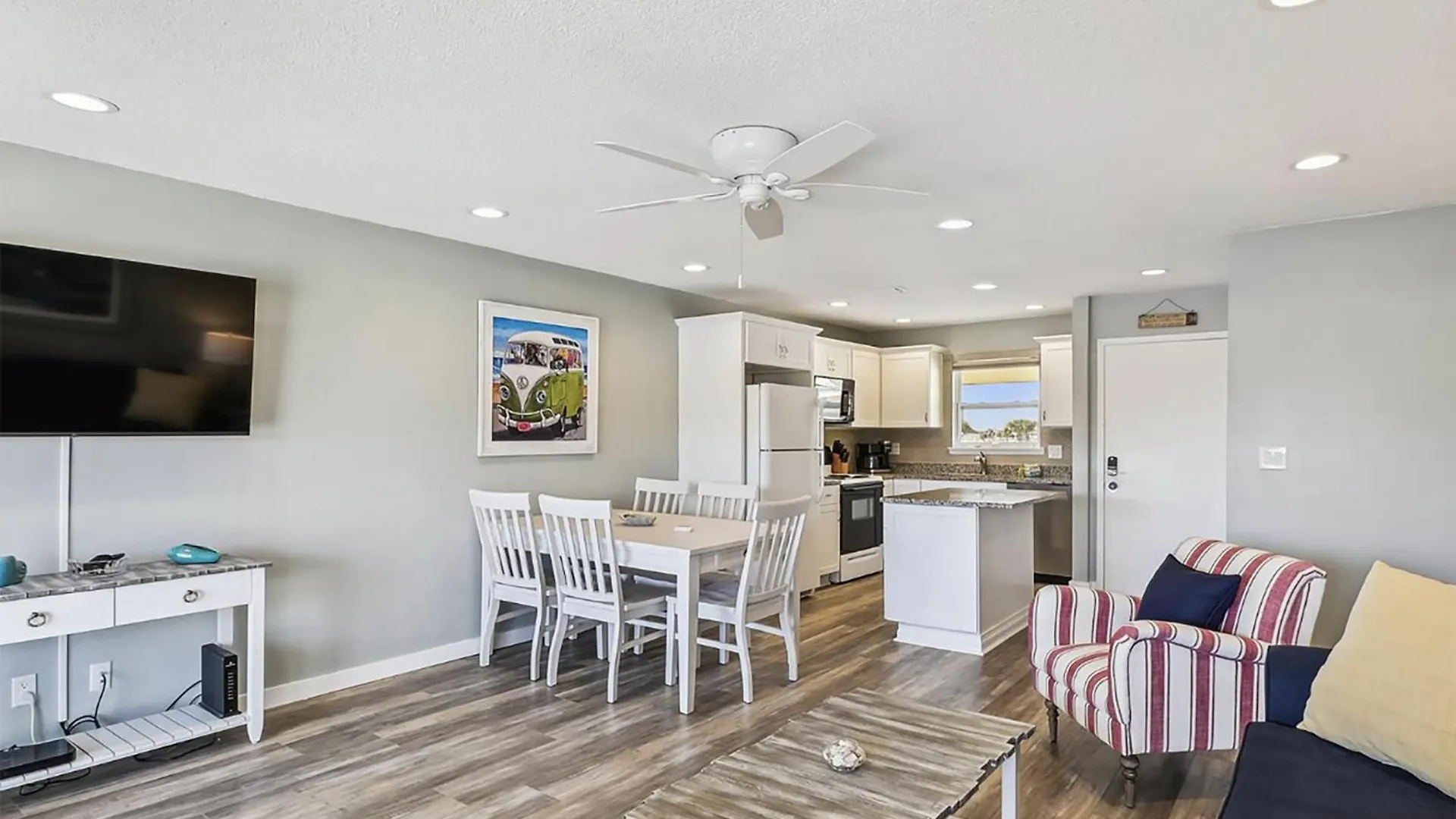 Sandpiper Cove 3202- By Holiday Isle Properties Destin Apartment