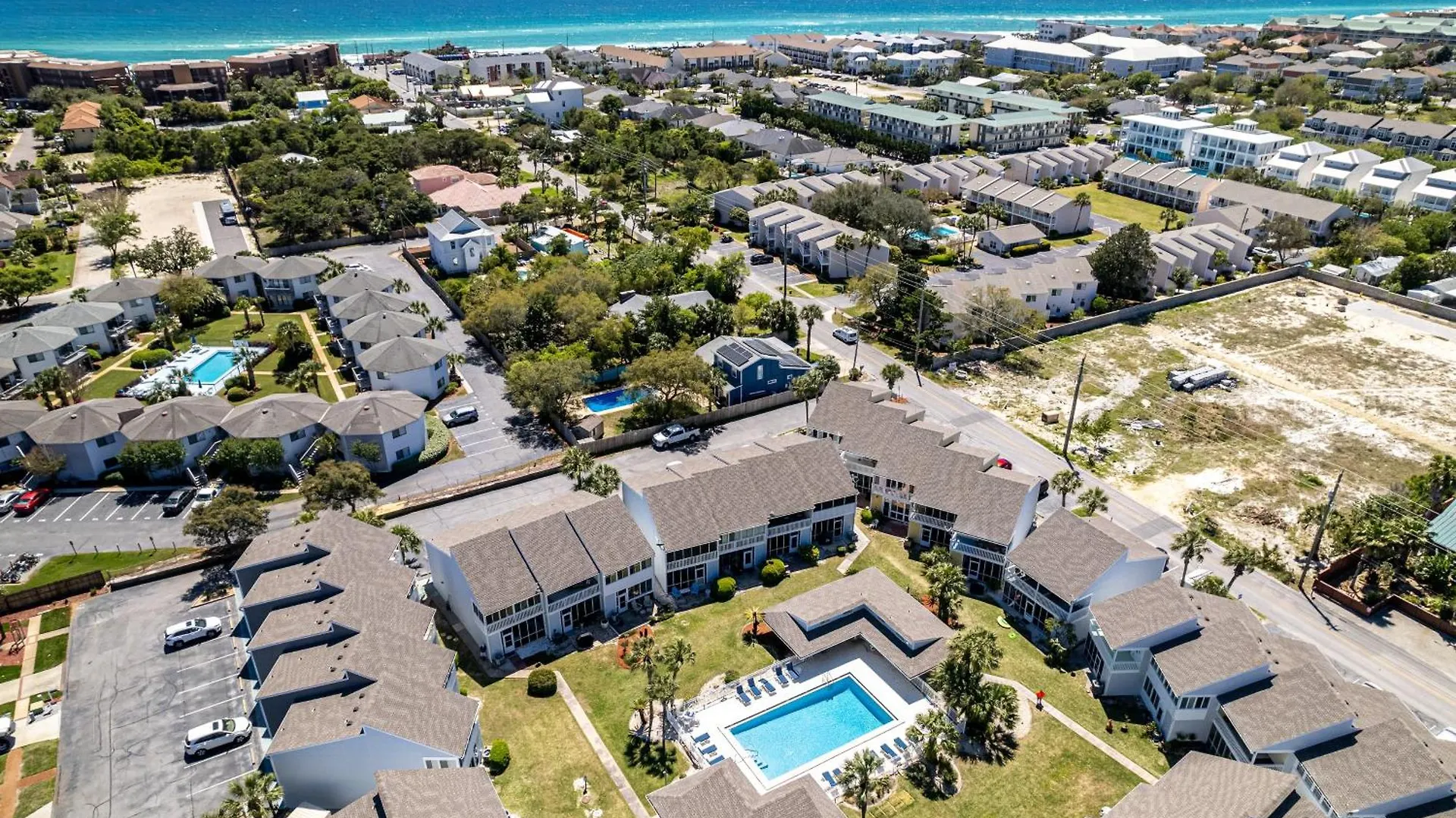 Sandpiper Cove 3202- By Holiday Isle Properties Destin Apartment